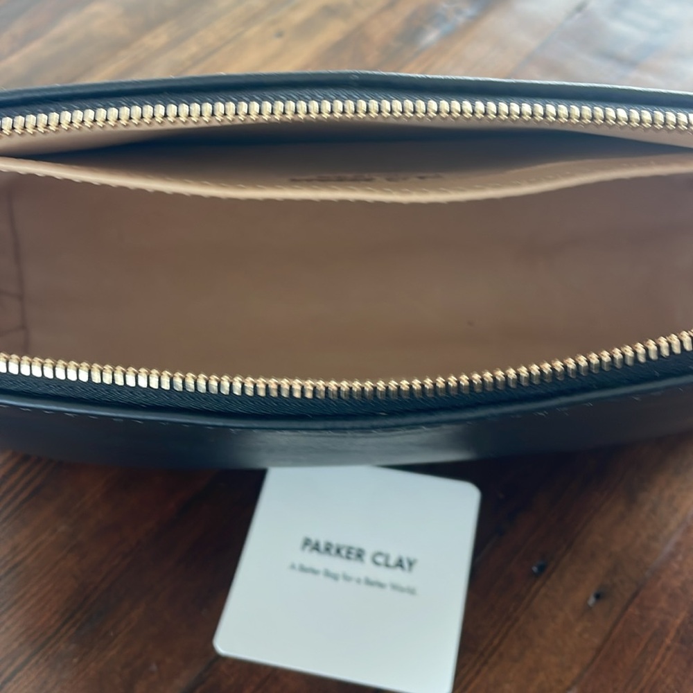 Elegant Black Clutch Wristlet - Picture 7 of 7